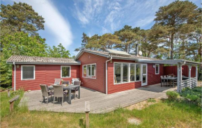 3 Bedroom Cozy Home In Nexø, Snogebæk